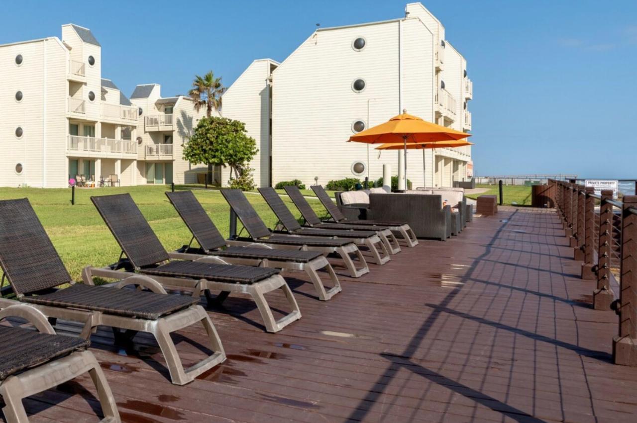 New Stunning Ocean-View Beachfront Resort, Heated Pool! 사우스 파드레 아일랜드 외부 사진